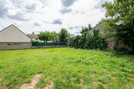 
                                                                                        Vente
                                                                                         Terrain - 370 m² - Goussainville