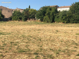 
                                                                        Vente
                                                                         TERRAIN CONSTRUCTIBLE AVEC MAISON