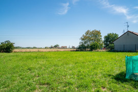 
                                                                                        Vente
                                                                                         Terrain de 10 287 m² à Chalon-sur-Saône