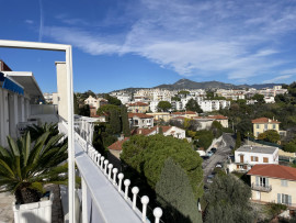 
                                                                                        Vente
                                                                                         Toit terrasse au cœur de Cimiez