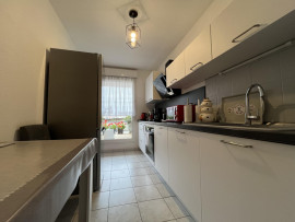 
                                                                                        Vente
                                                                                         Très bel appartement T3 loué dans un immeuble sécurisé.