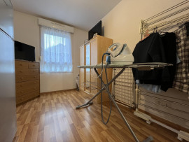 
                                                                                        Vente
                                                                                         Très bel appartement T3 loué dans un immeuble sécurisé.