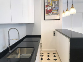 
                                                                                        Location
                                                                                         Très grand T2 (63m2) meublé et équipé - Paris 1er