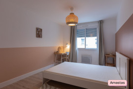 
                                                                                        Colocation
                                                                                         Une chambre à louer dans colocation de 4 chambres dans appartement traversant et lumineux à proximité de la Place Ronde Villeurbanne