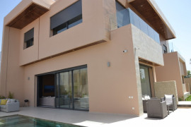 
                                                                                        Vente
                                                                                         VILLA 325 M² - 13 PIÈCES - MARRAKECH VLA0947