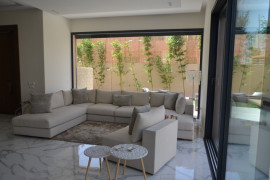 
                                                                                        Vente
                                                                                         VILLA 325 M² - 13 PIÈCES - MARRAKECH VLA0947