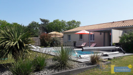 
                                                                                        Location
                                                                                         VILLA 4 CHAMBRES AVEC PISCINE