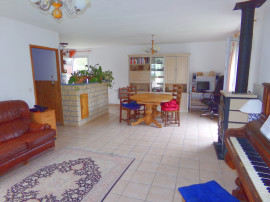 
                                                                                        Vente
                                                                                         Villa 5 pièces 106 m² Plain-pied