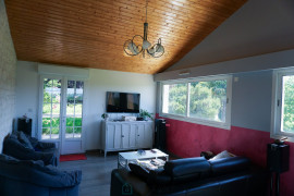 
                                                                                        Vente
                                                                                         Villa contemporaine nichée sur les hauteurs de la commune de Nontron .