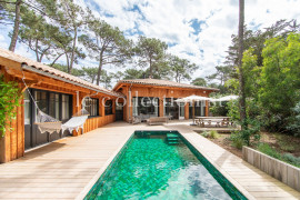 
                                                                                        Location de vacances
                                                                                         Villa des Lilas