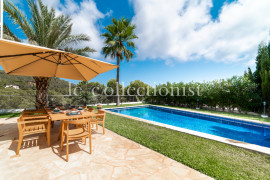 
                                                                                        Location de vacances
                                                                                         Villa Halo