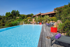 
                                                                                        Location de vacances
                                                                                         Villa Laela