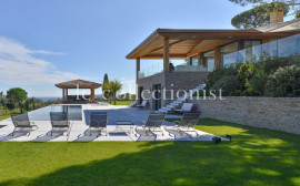 
                                                                                        Location de vacances
                                                                                         Villa Marine