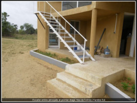 
                                                                                        Vente
                                                                                         Villa piscine, 3ch, 3 terrasses, 3 SB  au Sénégal