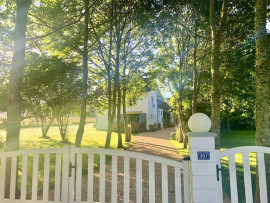 Belle maison de campagne indépendante sur un terr Lubersac