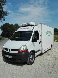 camion magasin épicerie Saint-Sauvant