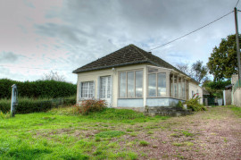 Maison 5 pièces jardin  garage  cellier dependance Pierreville