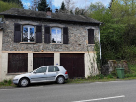 Maison 65 m2 avec deux garages, jardin 461 m2 L'EGLISE AUX BOIS