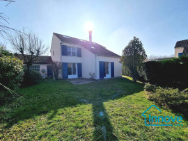 Maison familiale avec 4 chambres + 2 mansardées Voisins-le-Bretonneux