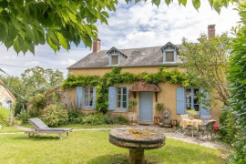 Maison individuelle de caractère avec vue sur 2 2 Montenoison