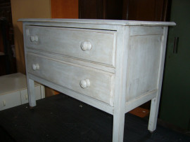 Petite commode en bois peint, promotion Sartrouville