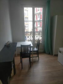 studio en parfait état très bien placé (loyer tout inclus) Paris