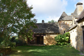 SUPERBE BATISSE PERIGOURDINE DU 16 EME SIECLE AVEC SA TOUR ET SON TENNIS  MONTIGNAC