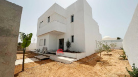 VILLA AVEC PISCINE À MEZRAYA DJERBA - RÉF V620 Bonneveau