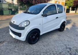 Voiture sans permis Microcar MGO Le Mans