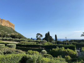 Appartement T2 offre une vue panoramique sur la me Cassis