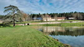 DORDOGNE MANOIR DU XVème 24 HA ETANG PUITS Pressignac Vicq