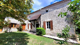 Idéal investisseur, grande maison de hameau, 5 chambres   SIGOULES