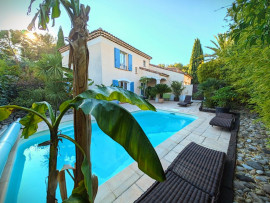 Maison 4 chambres, piscine, dans résidence fermée Marseille 11ème