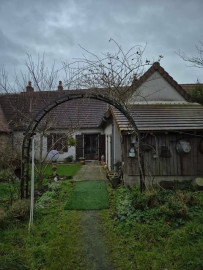 Maison avec dépendances Maray