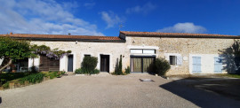 Maison  charentaise   5 pièces Écoyeux