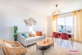 Marseille 13010 - Appartement T5 avec 2 salles d'eau en colocation avec balcon et parking résidentiel - Quartier de la Timone Marseille