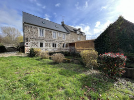 Moulin réhabilité en maison d'habitation CARHAIX PLOUGUER