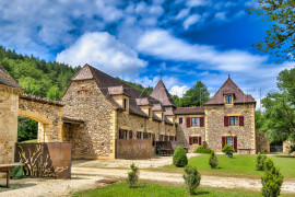 PERIGORD NOIR PROPRIETE XVIIème 23 HA RIVIERE ETANG Saint Leon Sur Vezere