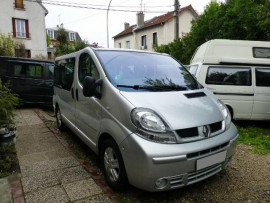 Renault Trafic 2.5 diesel Lit+Table Azé