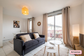 Studio meublé avec terrasse et parking - Arrêt Mermoz Toulouse