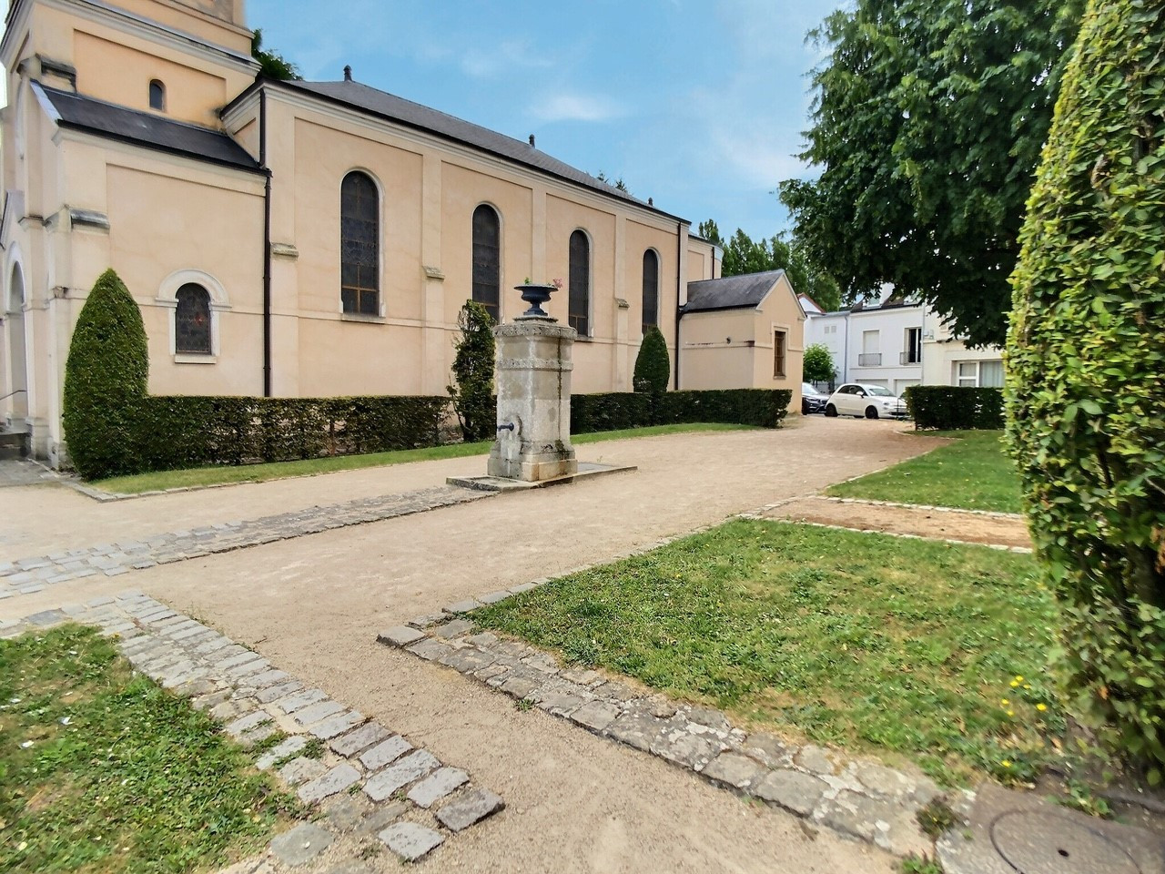 
                                                Vente
                                                 4 pièce avec balcon en dernier étage PLEIN SUD