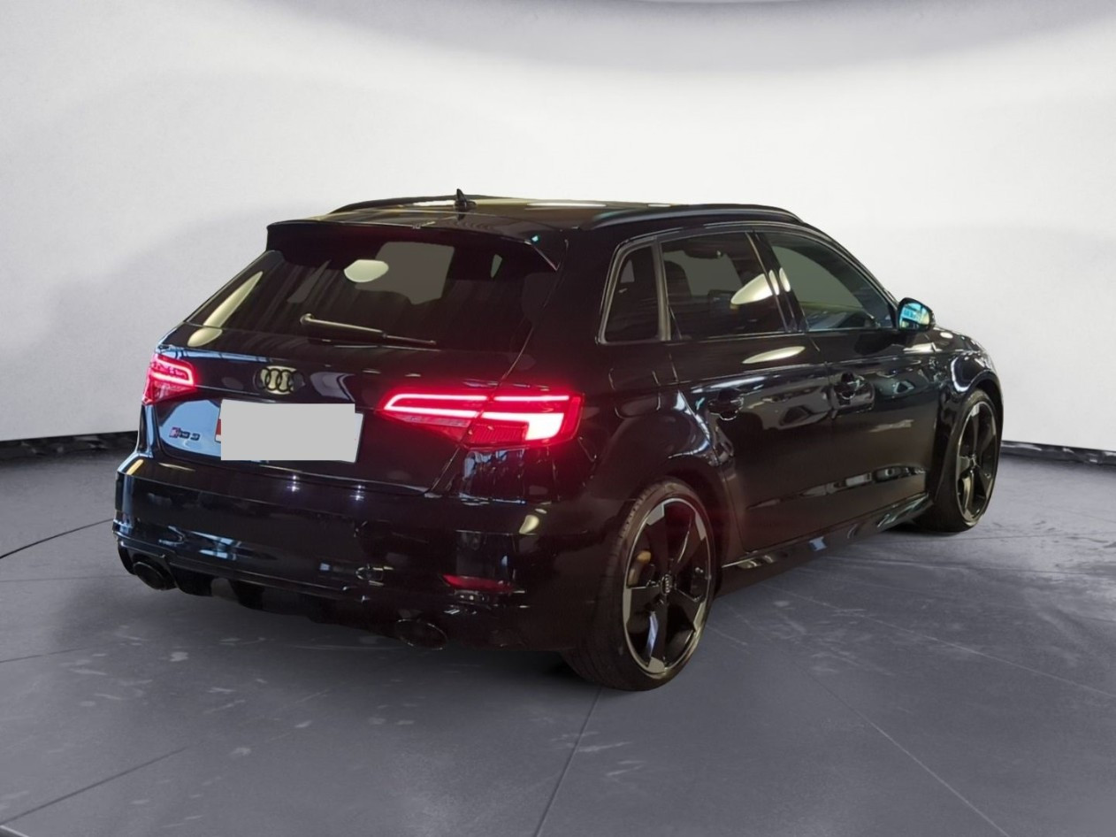 
                                                Voiture
                                                 AUDI RS3 - Sportback - STronic - 400 PS