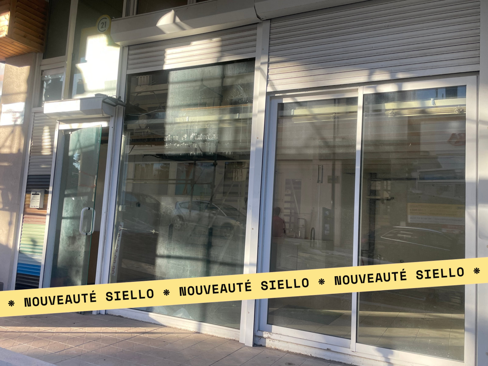 
                                                Vente
                                                 Antibes - Local Commercial 55m2 - vitrine, mezzanine, terrasse