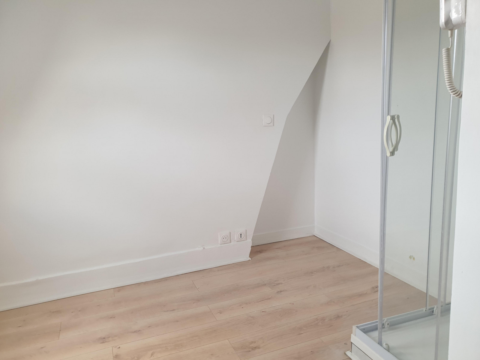 
                                                Vente
                                                 Appartement 1 pièce