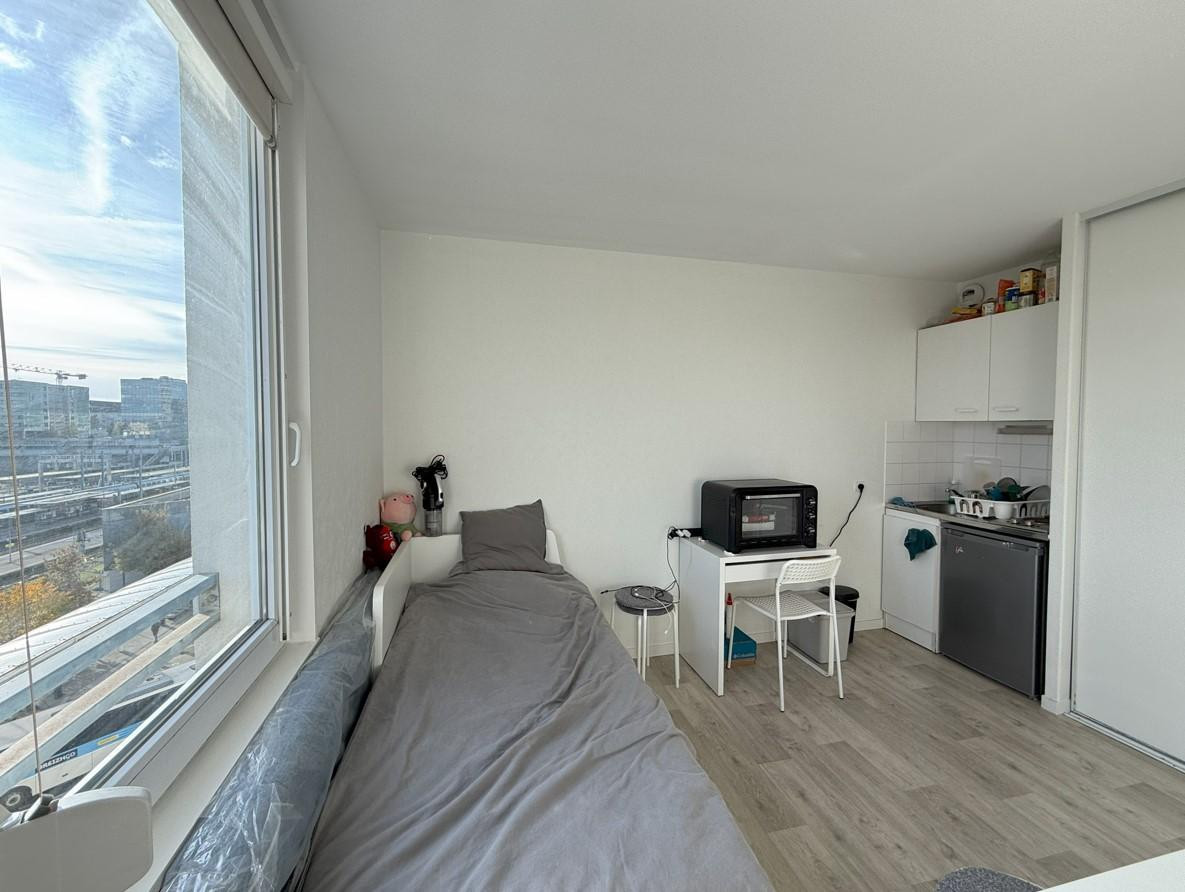 
                                                Vente
                                                 Appartement 1 pièce