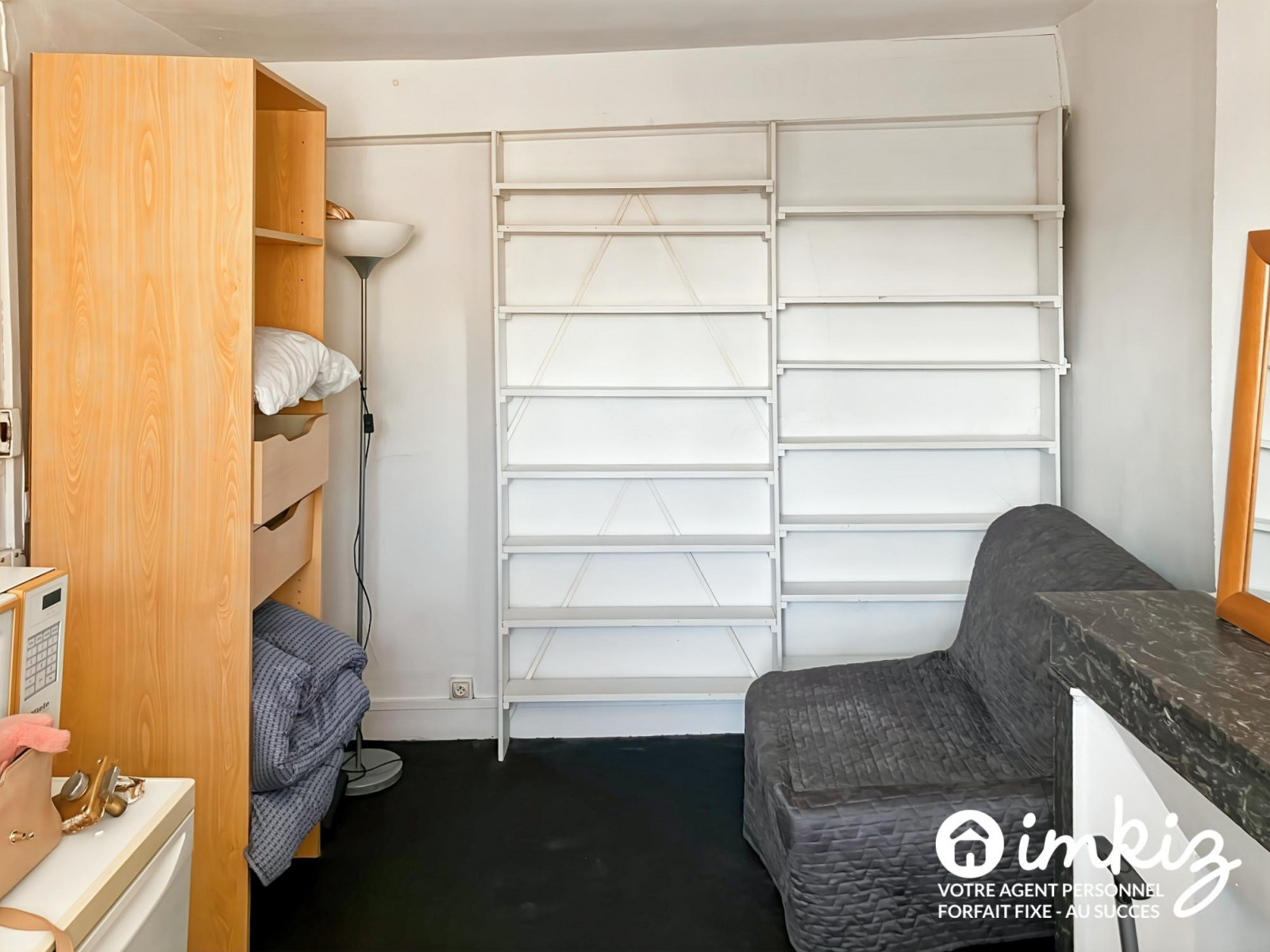 
                                                Vente
                                                 Appartement 1 pièce avec WC palier