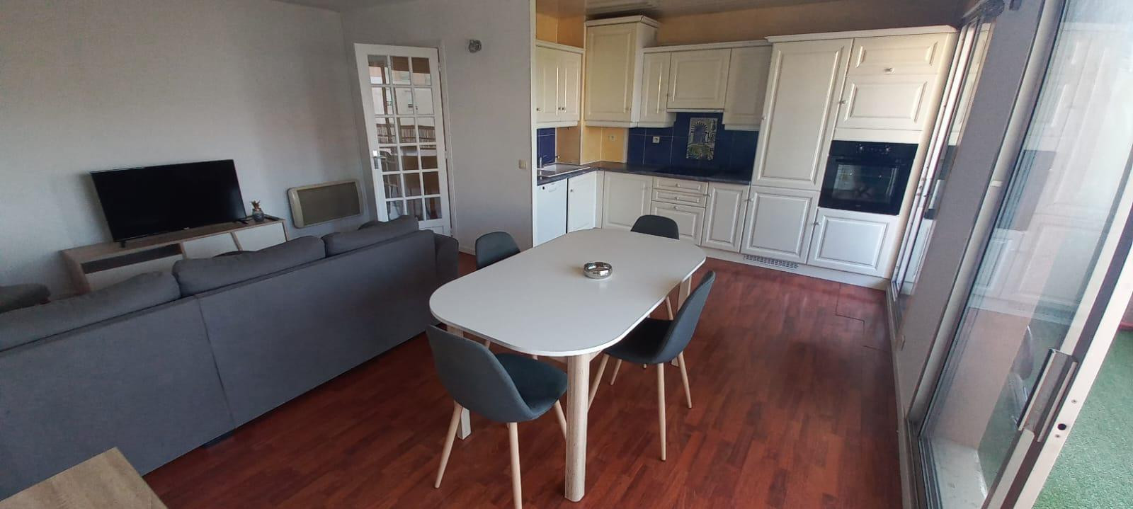 
                                                Vente
                                                 Appartement 2 pièces