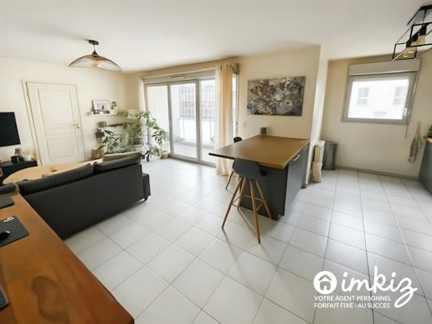 
                                                Vente
                                                 Appartement 2 pièces