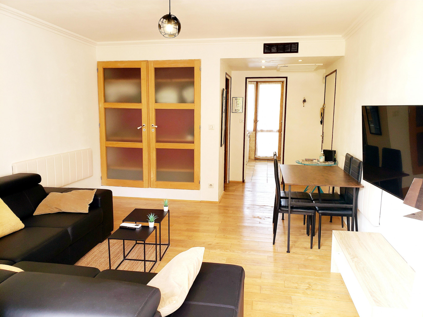 
                                                Vente
                                                 Appartement 3 pièces 60m²- Rénové, équipé,