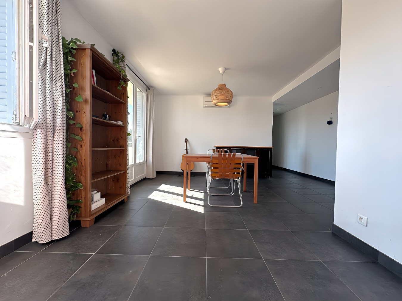 
                                                Vente
                                                 Appartement 3 pièces 65m²